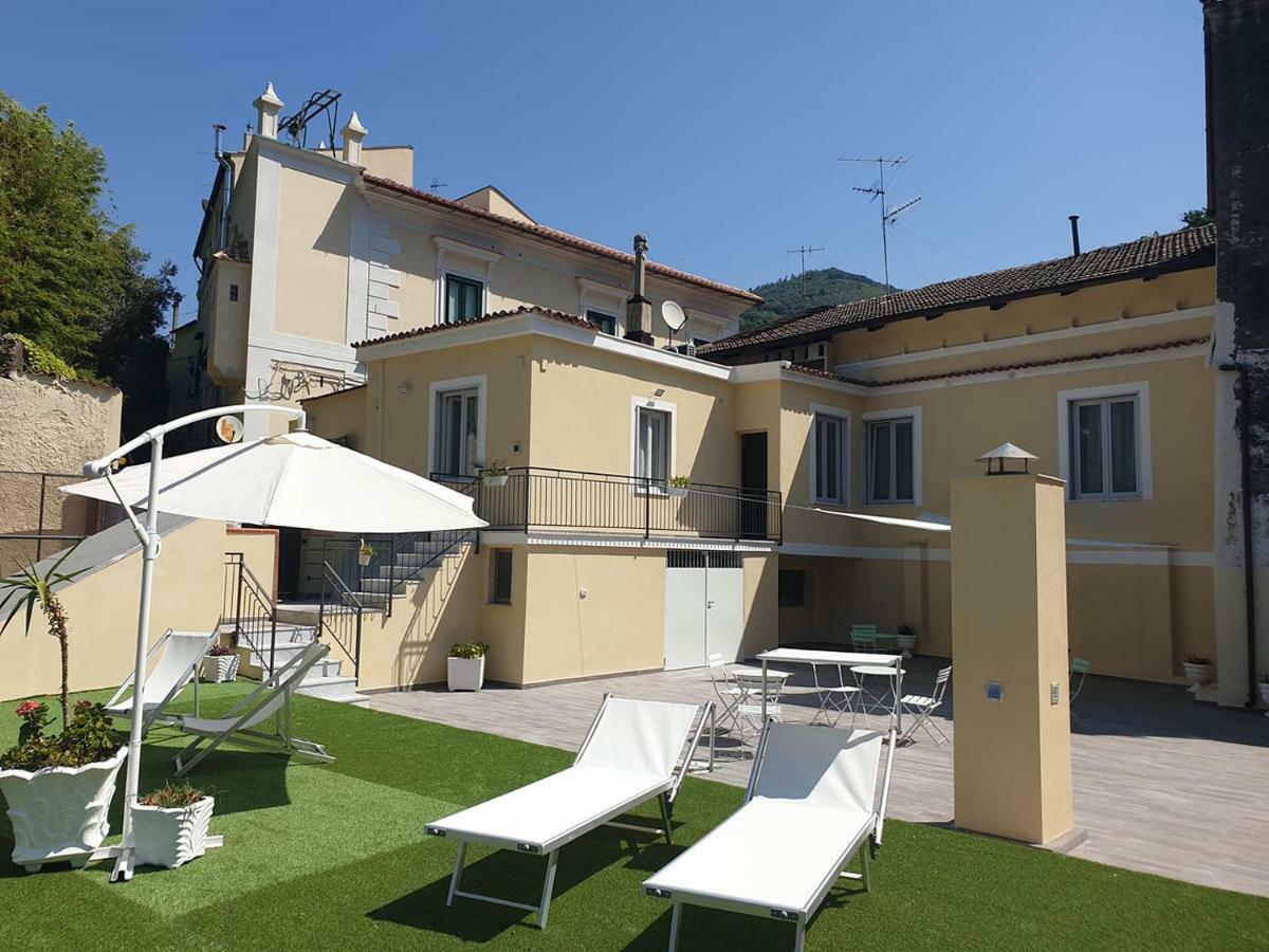 Monca'S House Bed & Breakfast Vietri Bagian luar foto